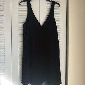 MUST GO / NEVER BEEN WORN / LBD